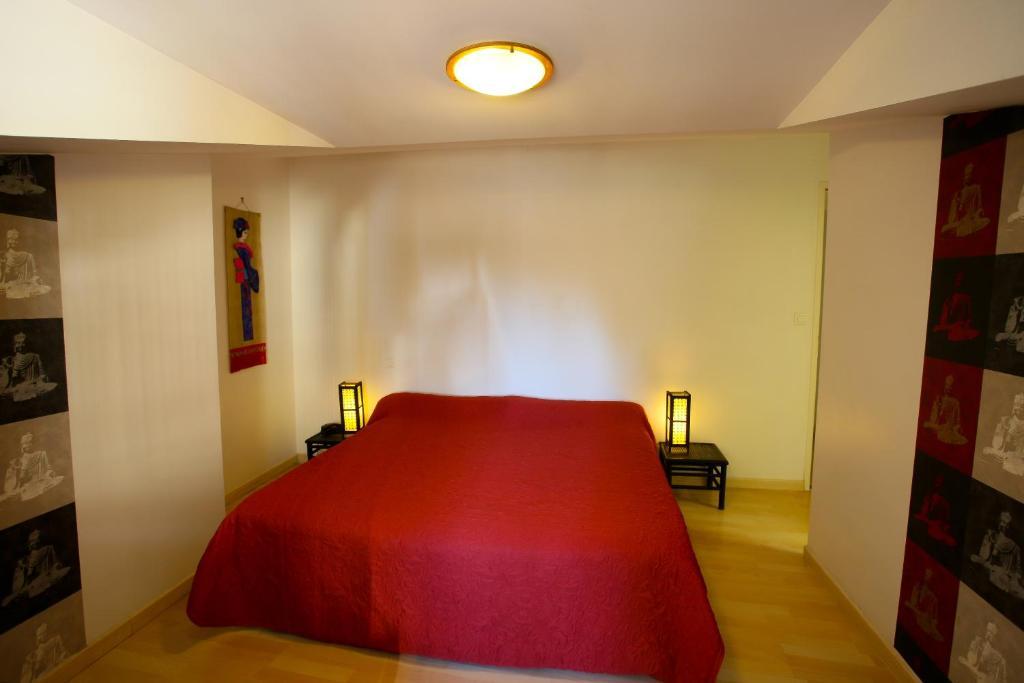Logis Auberge La Cremaillere Villandraut Ruang foto