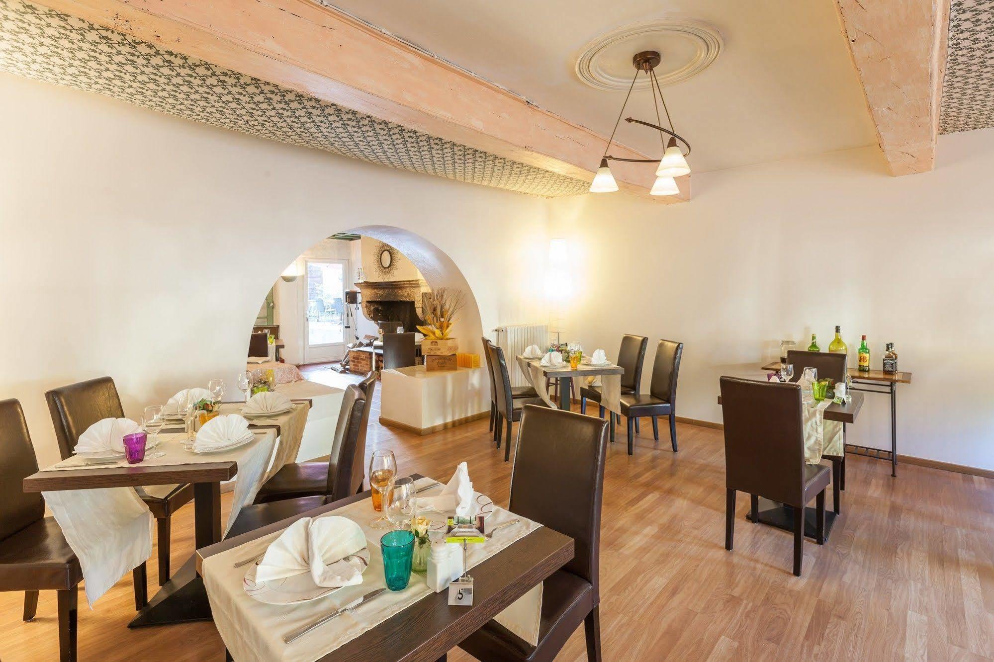 Logis Auberge La Cremaillere Villandraut Bagian luar foto